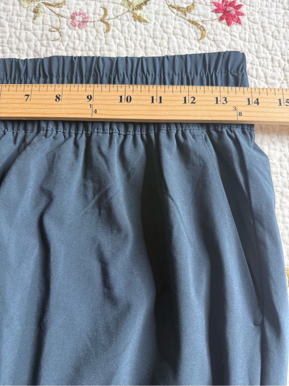 Vuori Women’s Villa Wideleg Pant Ink Navy VW4047 Medium - Picture 5 of 7
